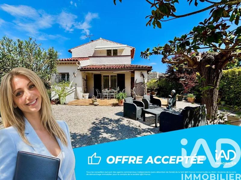 Maison - 150 m² - 8 pièces