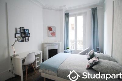 Chambre - 13 m² - 1 pièce