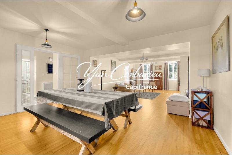 Maison bourgeoise - 225 m² - 7 pièces