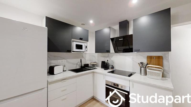 Chambre - 11 m² - 1 pièce