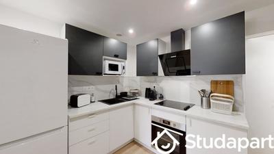 Chambre - 11 m² - 1 pièce