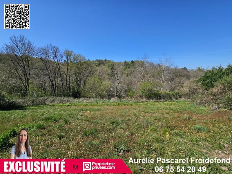 Terrain constructible - 3 000 m²