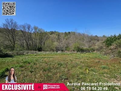 Terrain constructible - 3 000 m²