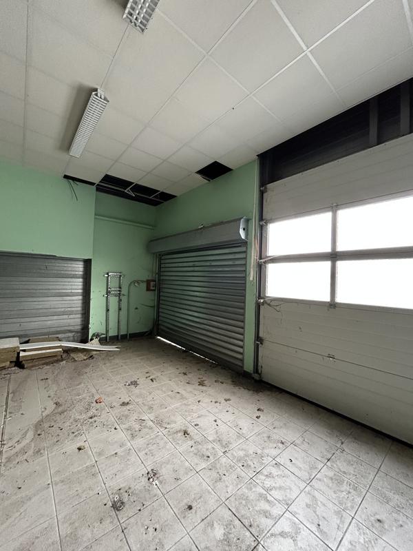 Local commercial - 300 m²