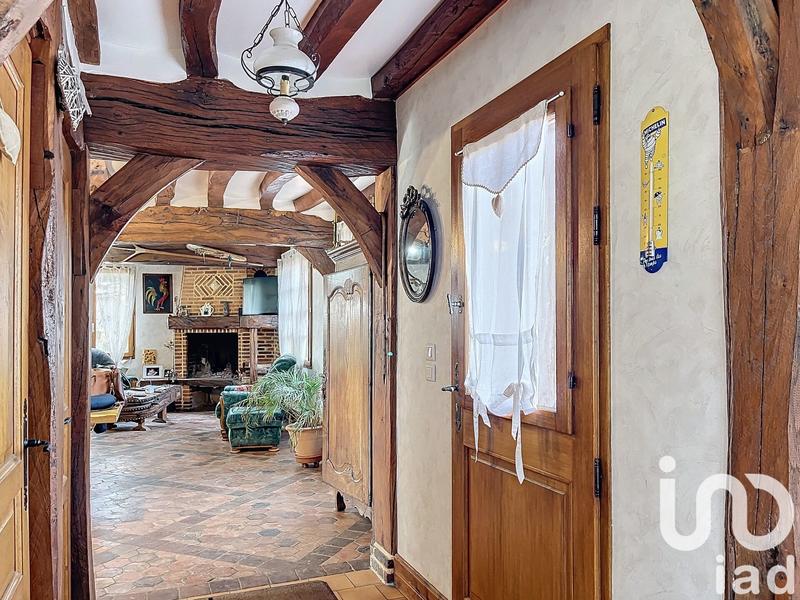 Maison - 214 m² - 4 pièces