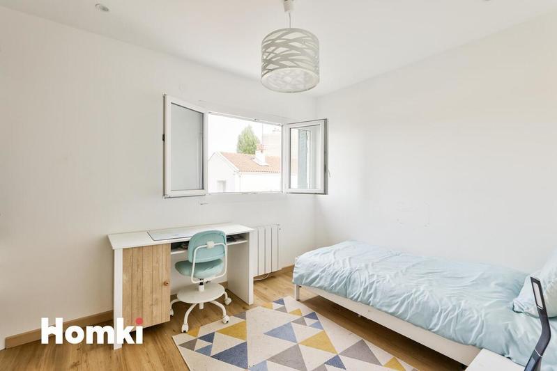 Maison - 87 m² - 5 pièces