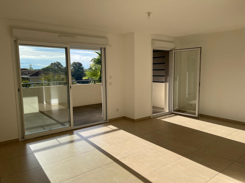 Appartement - 66 m² - 3 pièces