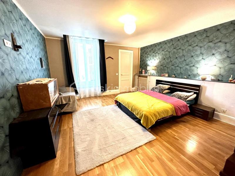 Duplex - 201 m² - 6 pièces