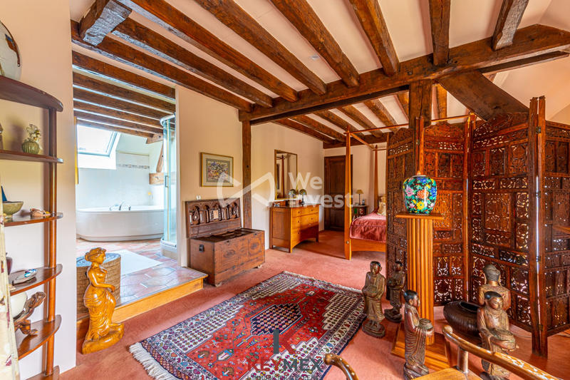 Maison ancienne - 208 m² - 9 pièces