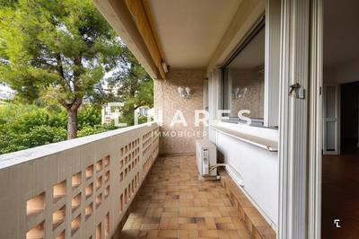 Appartement - 80 m² - 3 pièces