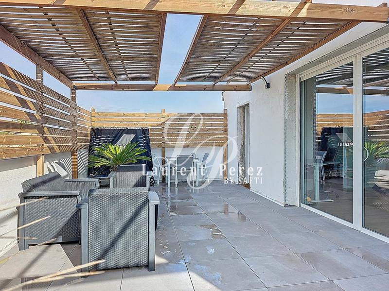 Appartement - 122 m² - 4 pièces