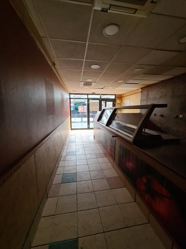 Local commercial - 73 m²