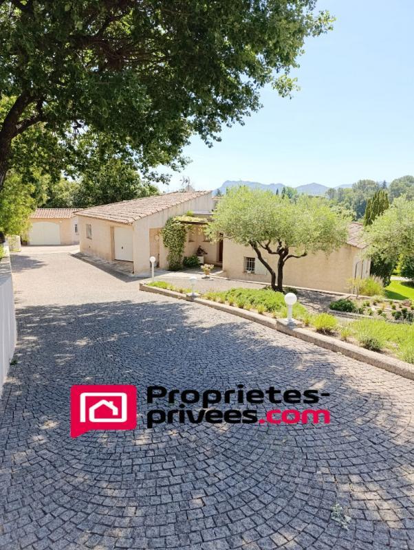 Maison - 165 m² - 5 pièces