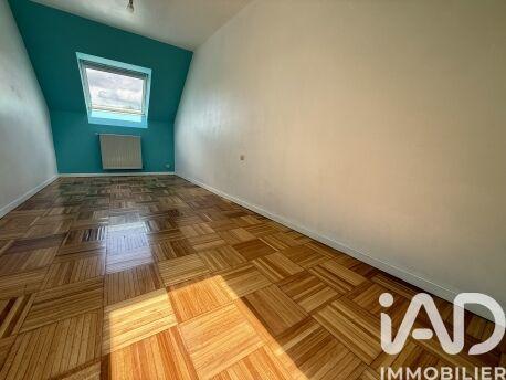 Maison - 240 m² - 10 pièces