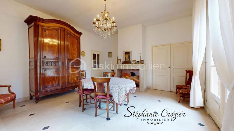 Maison de maîtres - 366 m² - 10 pièces