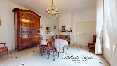 Maison de maîtres - 366 m² - 10 pièces