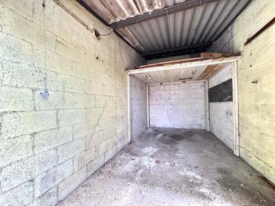 Garage - 10 m²