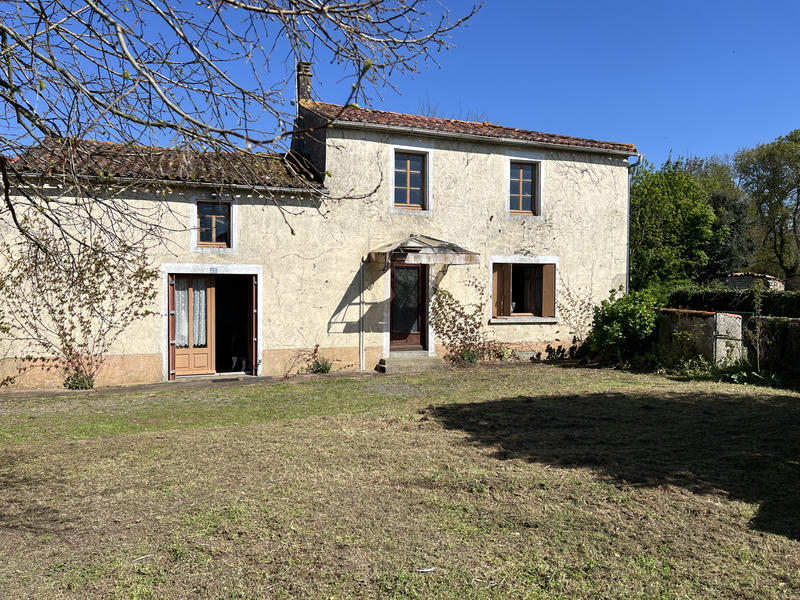 Maison - 99 m² - 3 pièces