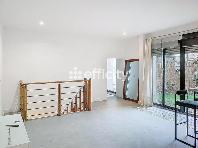 Appartement ancien - 66 m² - 3 pièces