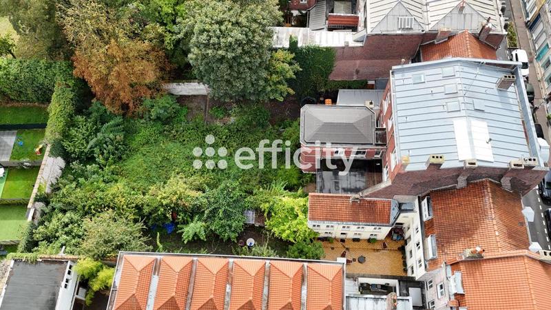 Immeuble - 650 m² - 9 pièces