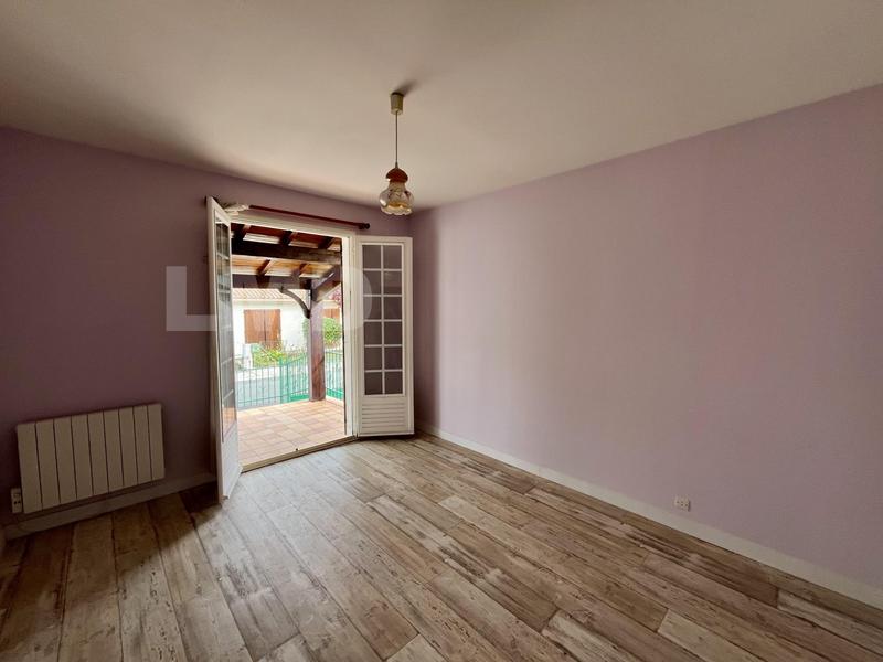 Maison traditionnelle - 100 m² - 4 pièces