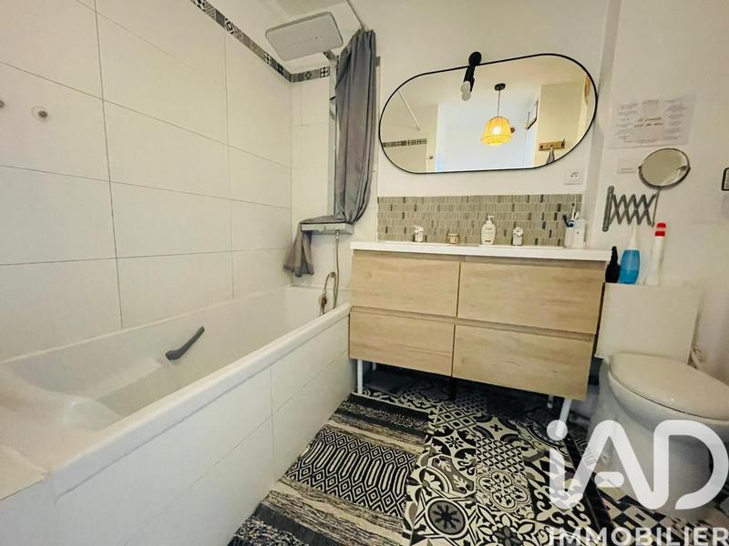 Maison - 181 m² - 8 pièces