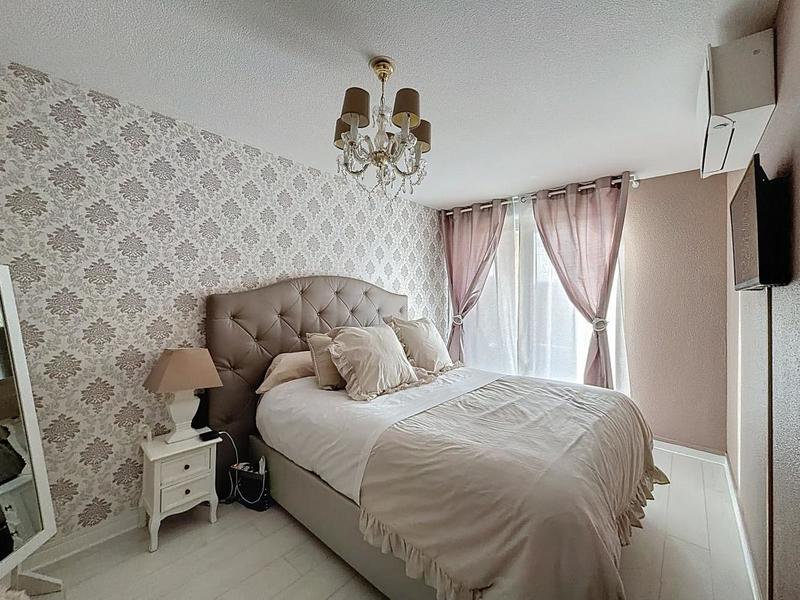 Appartement - 93 m² - 4 pièces