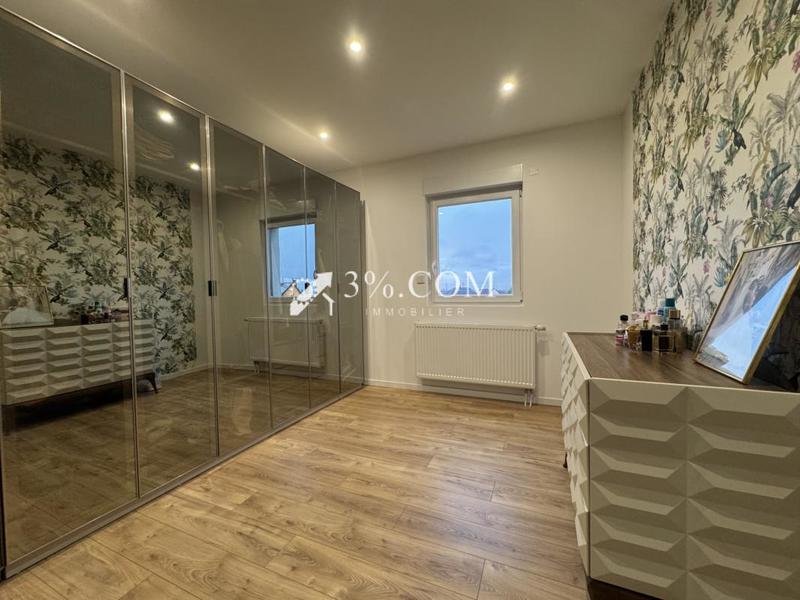 Maison - 150 m² - 7 pièces