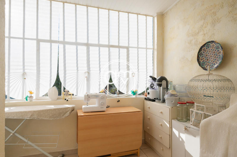 Villa - 326 m² - 11 pièces