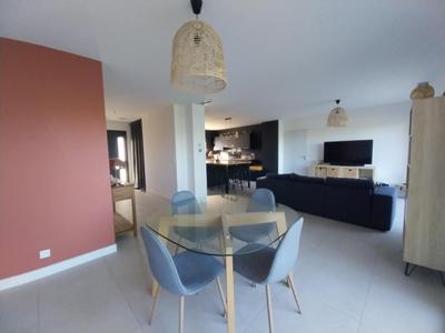 Maison - 153 m² - 6 pièces