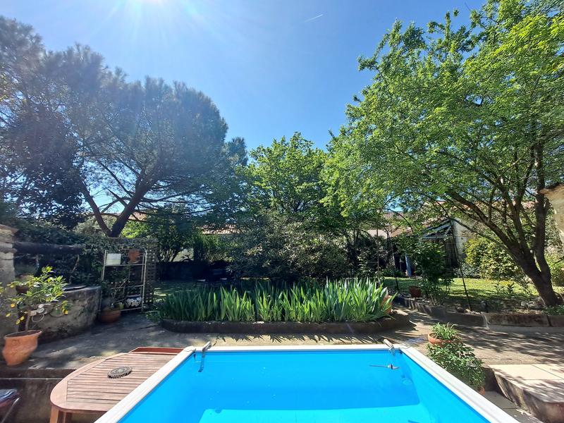 Maison - 180 m² - 6 pièces