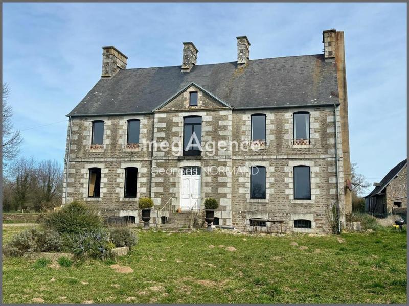 Maison - 250 m² - 9 pièces