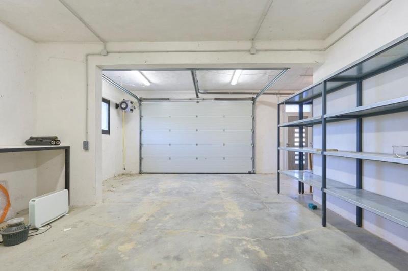 Maison - 281 m² - 7 pièces