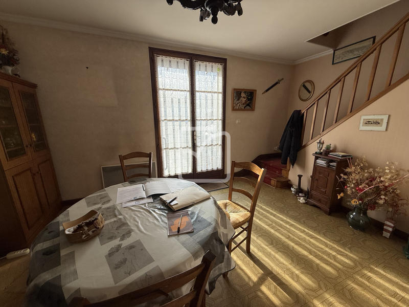 Maison - 77 m² - 5 pièces