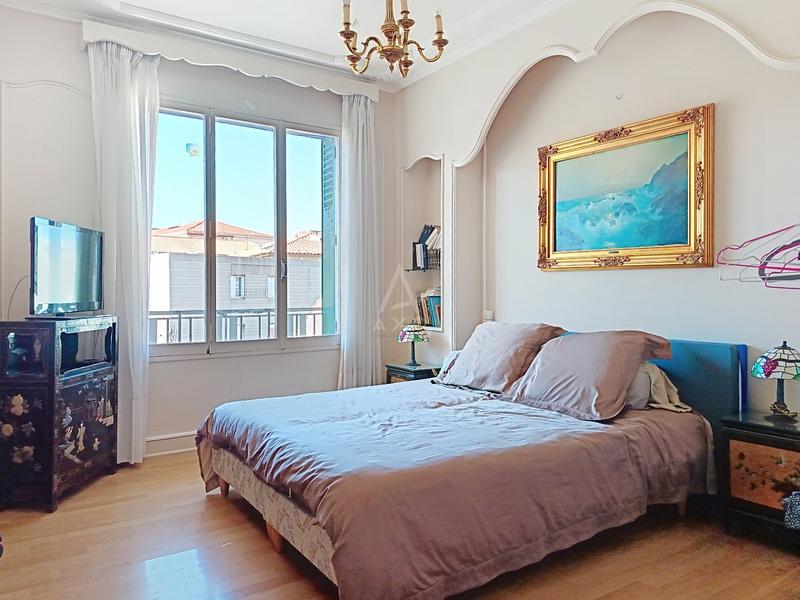 Appartement - 145 m² - 4 pièces