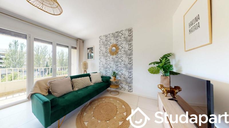 Chambre - 11 m² - 1 pièce