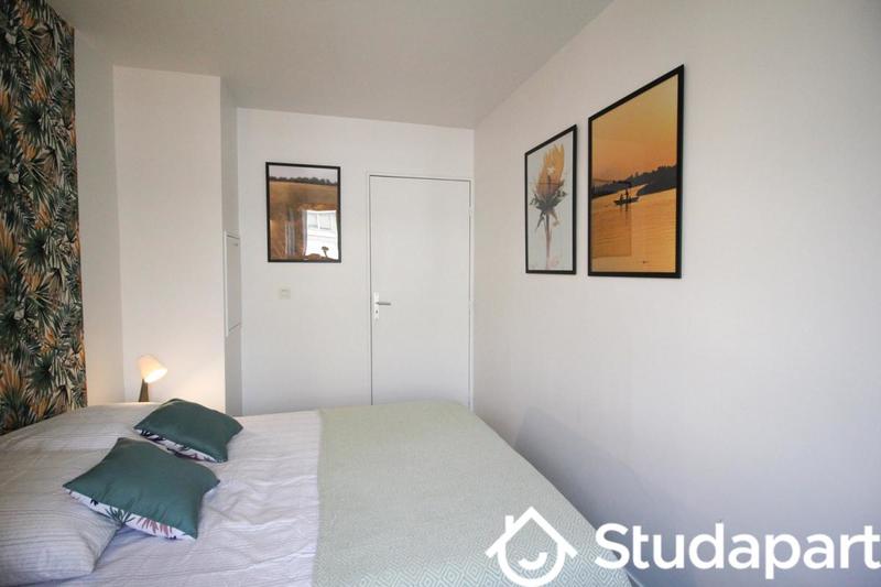 Chambre - 10 m² - 1 pièce