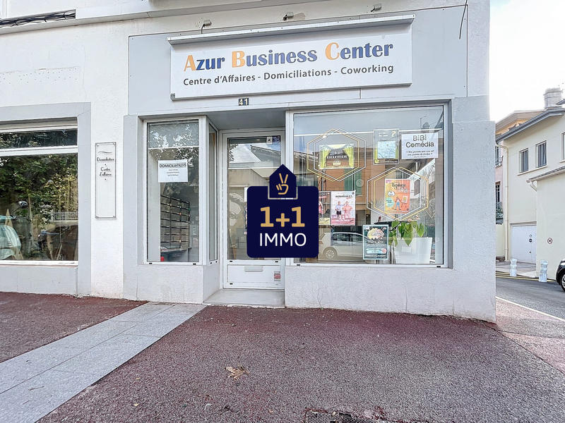 Local commercial - 108 m² - 5 pièces