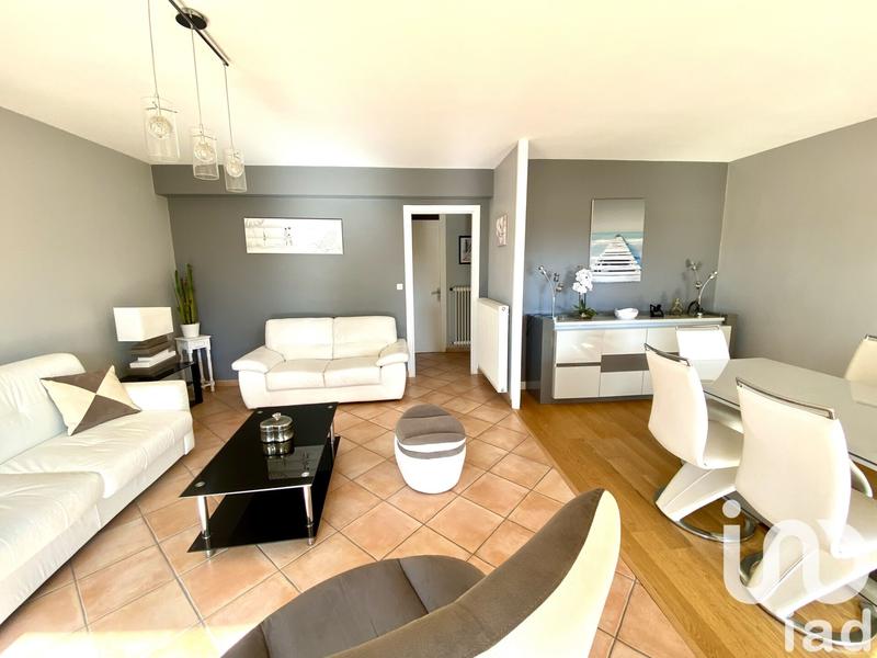 Appartement - 67 m² - 3 pièces