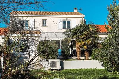 Maison - 144 m² - 5 pièces