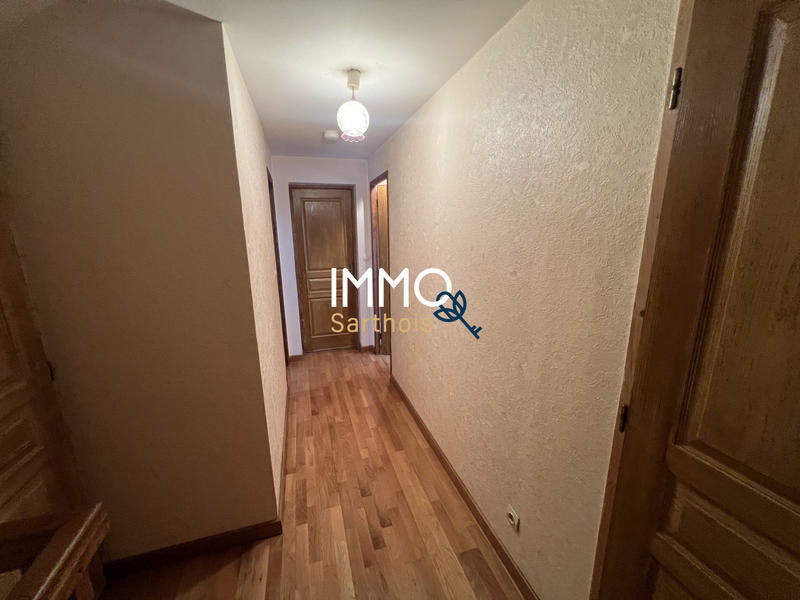 Maison - 183 m² - 11 pièces