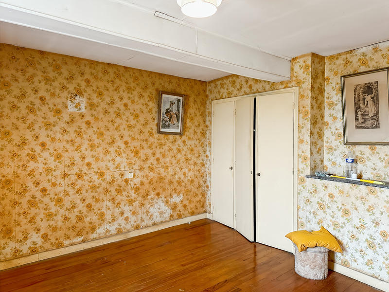 Propriété - 252 m² - 8 pièces