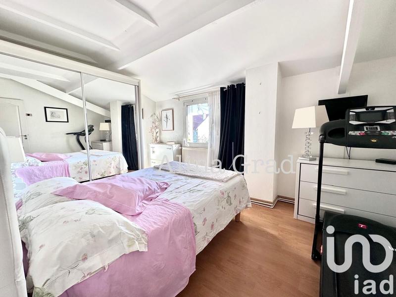 Maison - 122 m² - 7 pièces