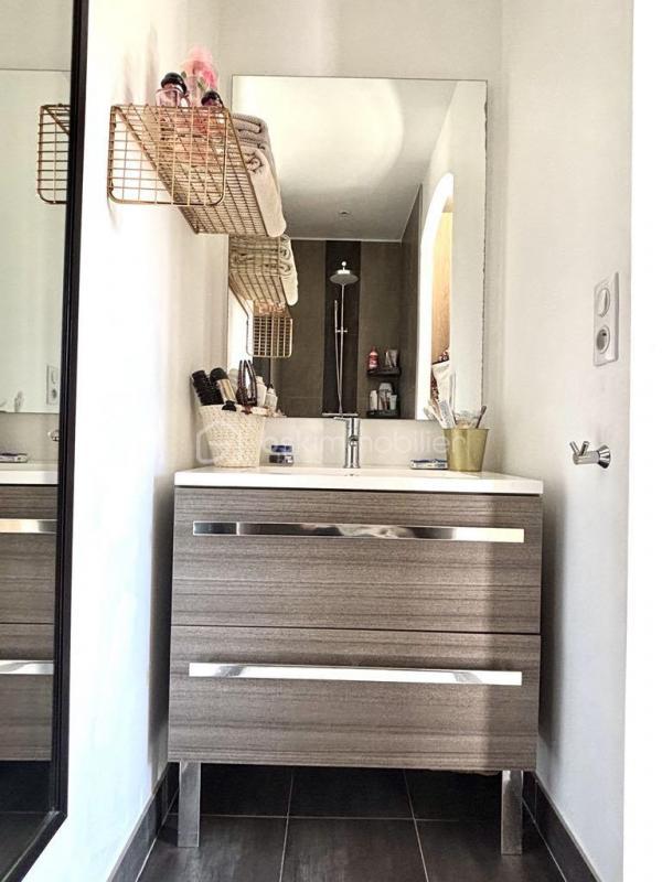 Maison traditionnelle - 103 m² - 4 pièces