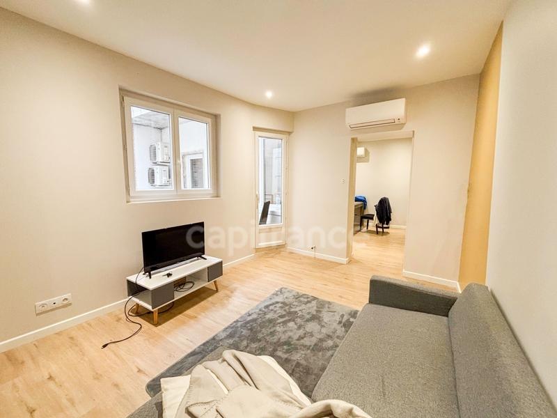 Appartement - 49 m² - 2 pièces