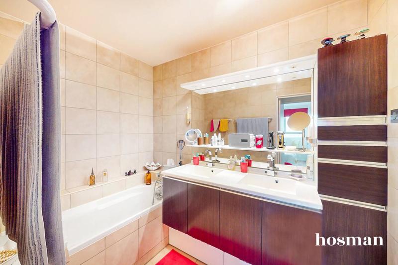 Appartement - 90 m² - 4 pièces