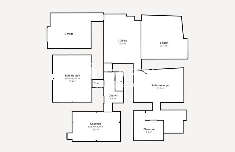 Maison - 217 m² - 9 pièces