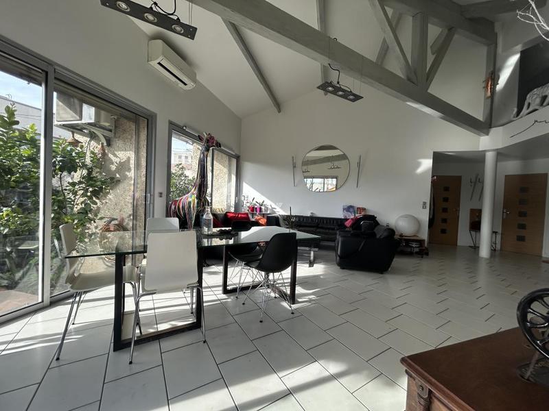 Villa - 140 m² - 5 pièces