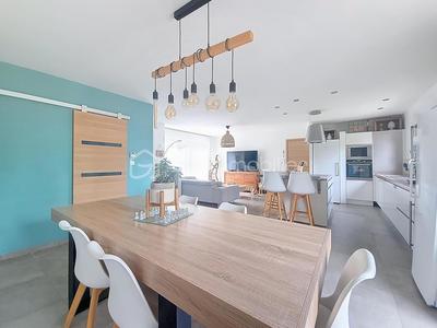 Villa - 115 m² - 5 pièces