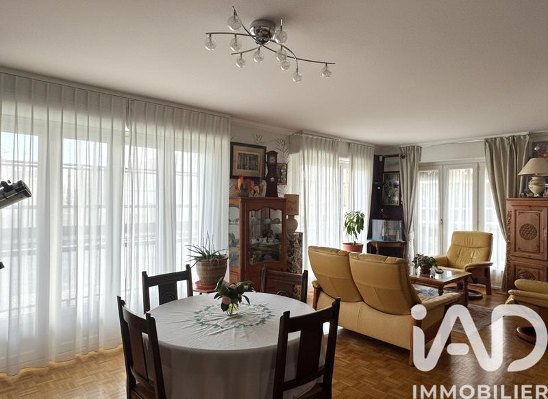 Appartement - 96 m² - 5 pièces